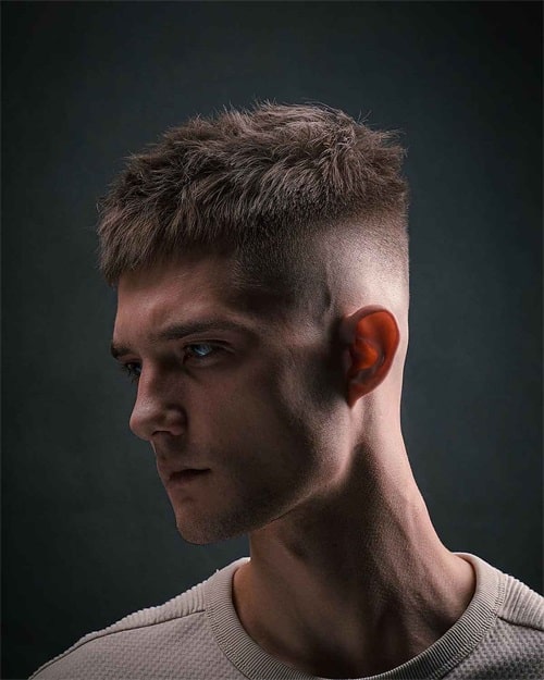 Image of Taper Fade with Texture hairstyle for oval face male